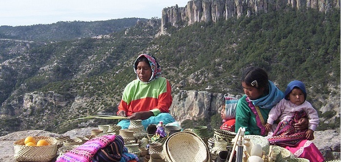 Maestros se niegan a dar clases en la Tarahumara 